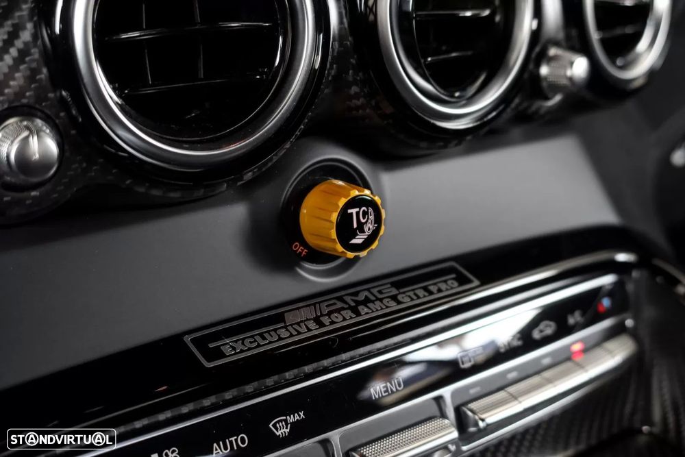 Mercedes-Benz AMG GT R - 14