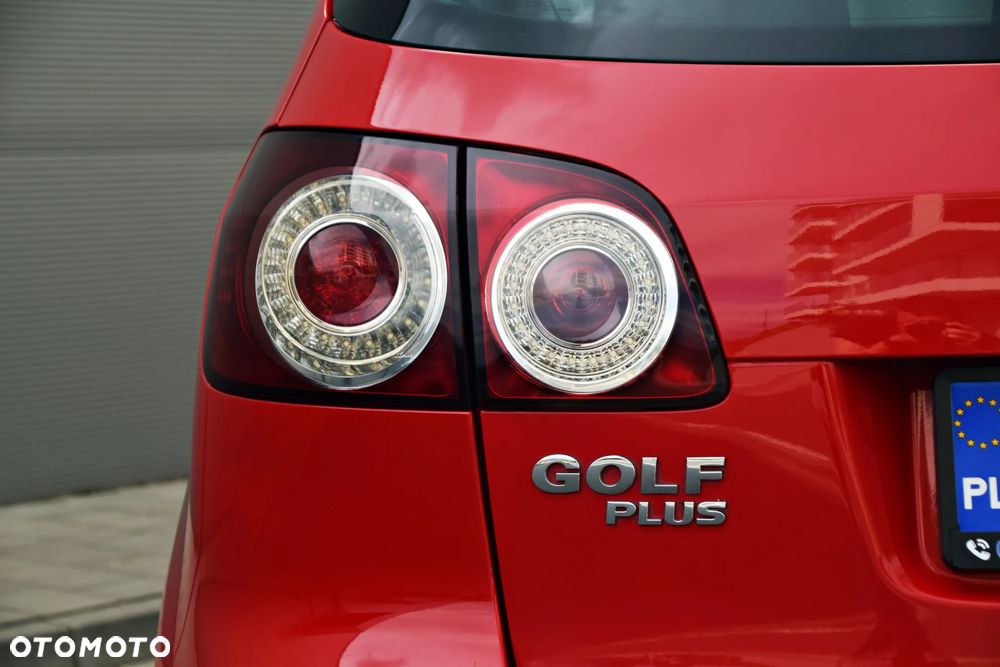 Volkswagen Golf Plus 1.2 TSI Team - 17