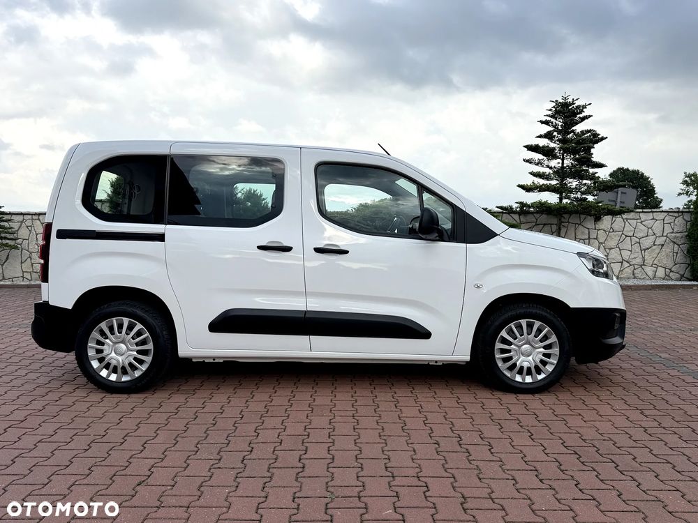 Toyota Proace City Verso 1.2 D-4T Combi - 8