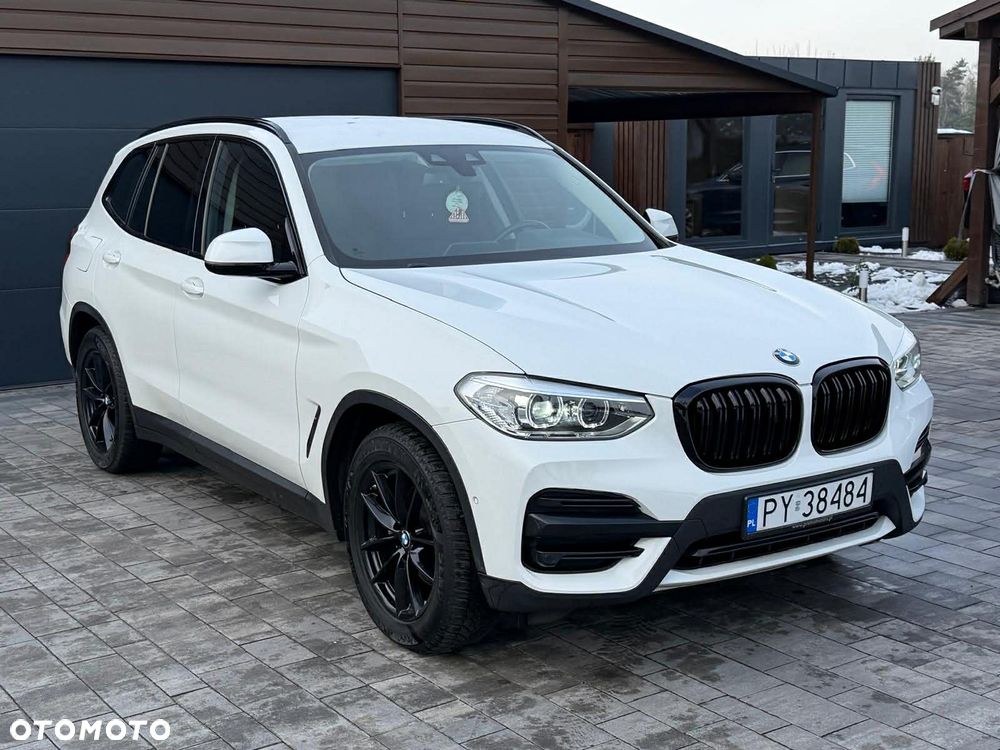 BMW X3 xDrive20i GPF Advantage - 4