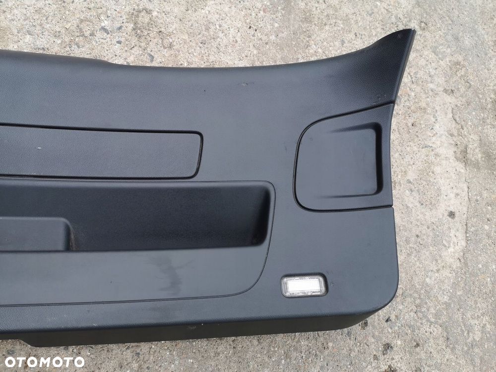 AUDI Q7 4L TAPICERKA KLAPY BAGAŻNIKA 4L0867973A - 3