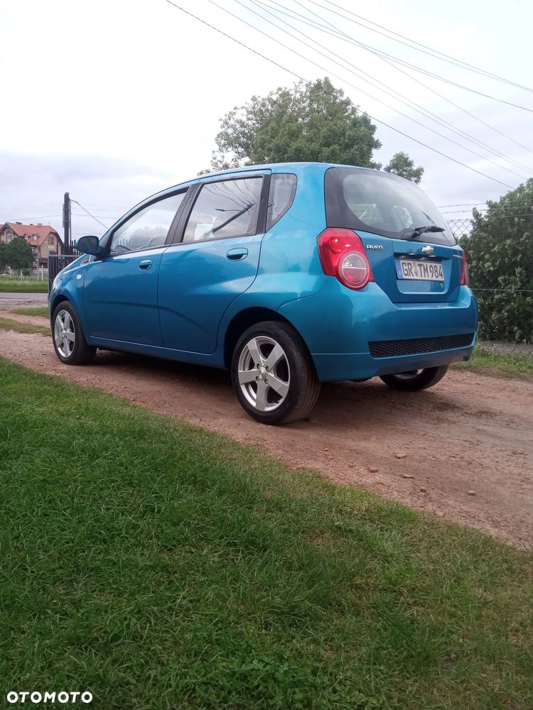 Chevrolet Aveo 1.2 - 9