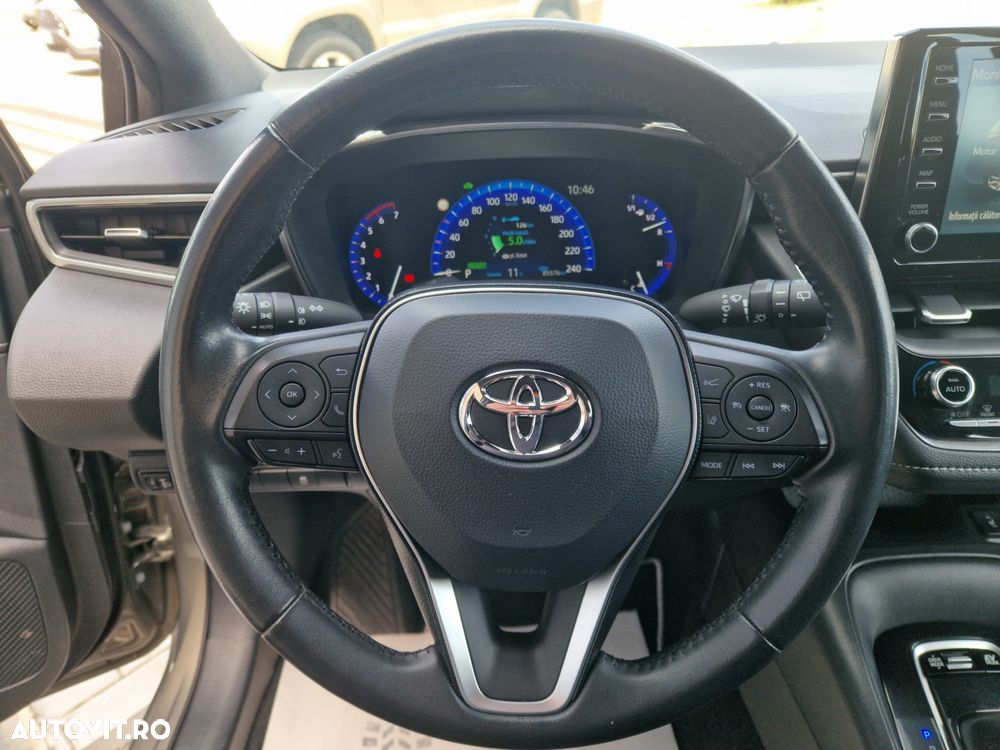 Toyota Corolla 1.8 HSD Business - 12