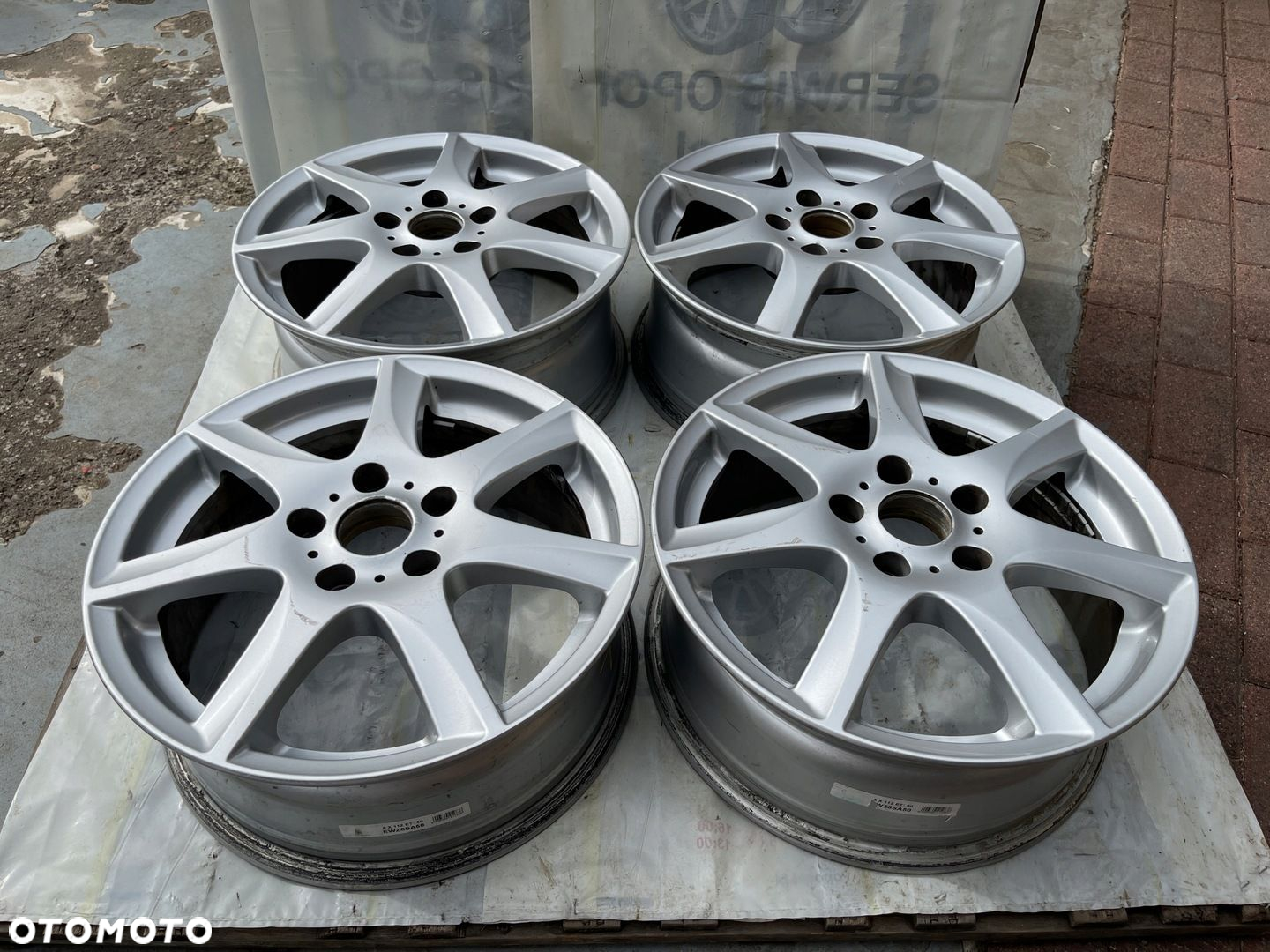 Felgi Mercedes Audi Skoda 5x112 16" 6,5J ET50 265 - 2