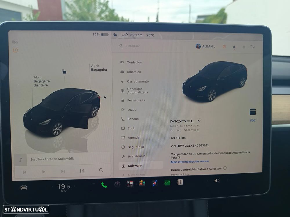 Tesla Model Y Long Range Dual Motor AWD - 16