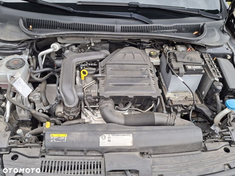 Volkswagen Polo 1.0 TSI DSG OPF IQ.DRIVE - 30