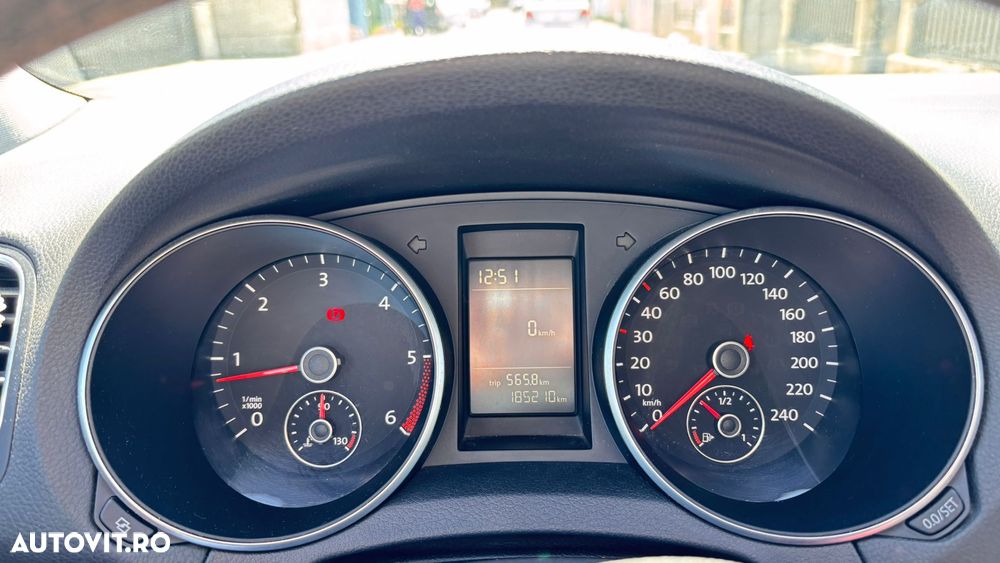 Volkswagen Golf 1.6 TDI DPF Trendline - 15