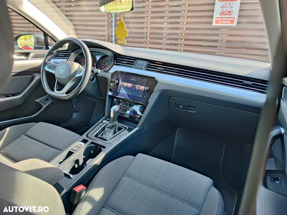 Volkswagen Passat 2.0 TDI SCR DSG Business - 32