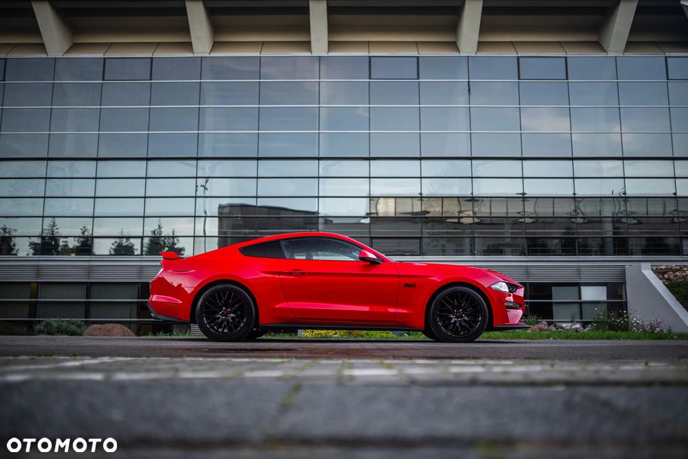 Ford Mustang 5.0 V8 GT - 11