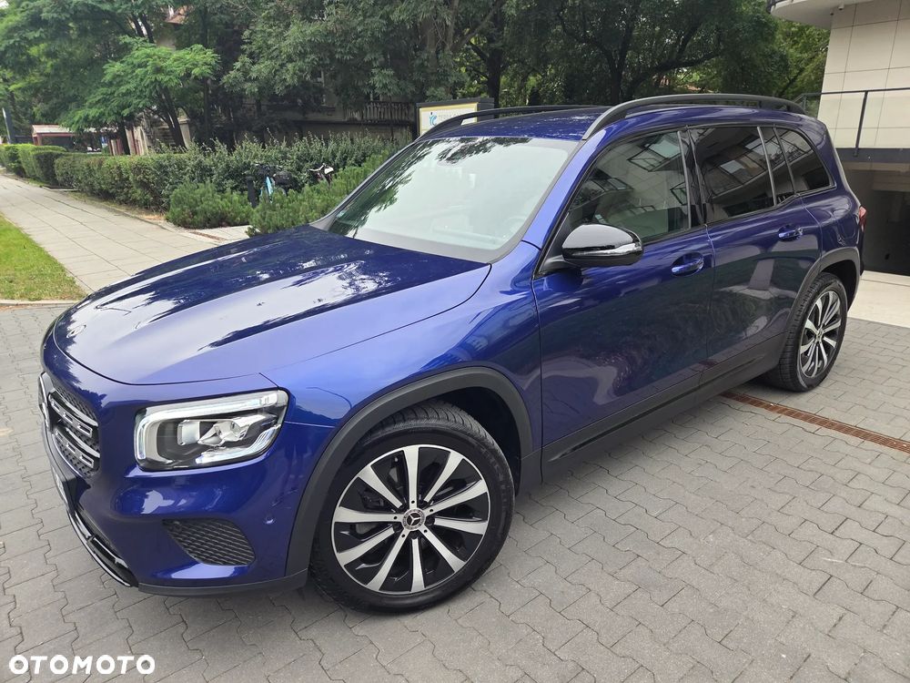Mercedes-Benz GLB 250 4-Matic 8G-DCT - 12