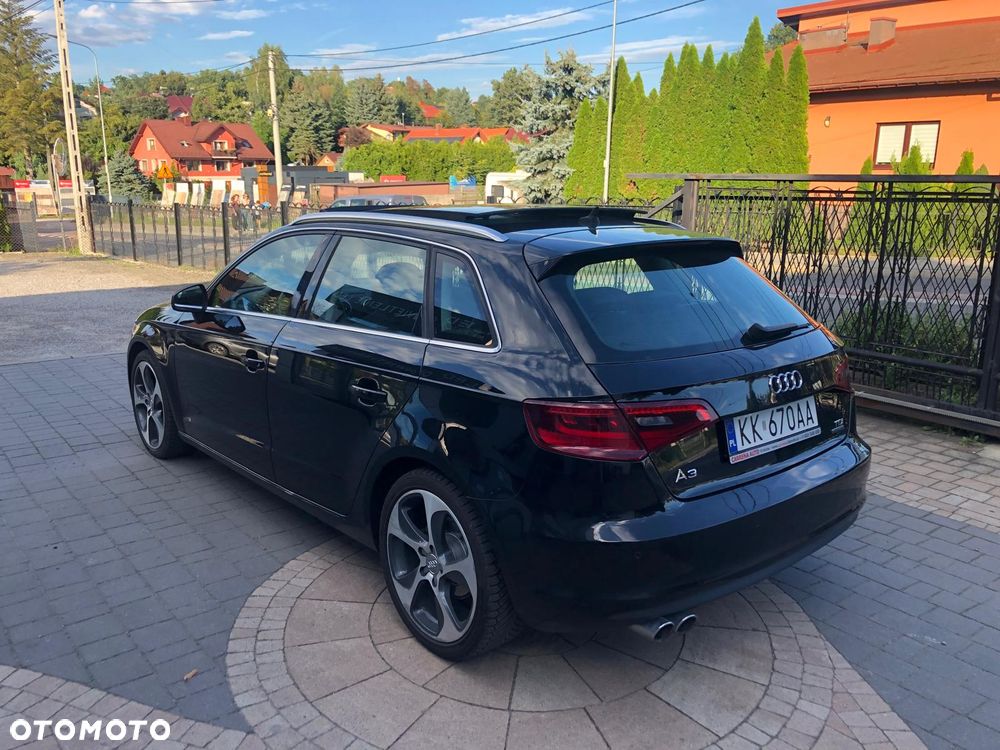 Audi A3 Sportback 2.0 TDI (clean diesel) quattro S tronic Ambiente - 2