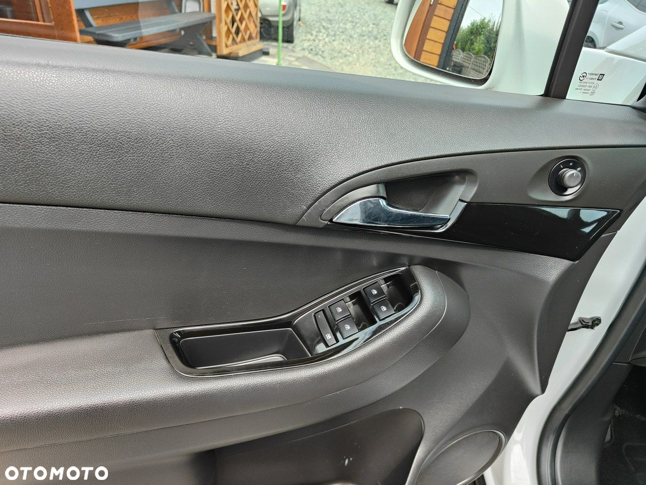 Chevrolet Orlando 2.0 TD LT - 17
