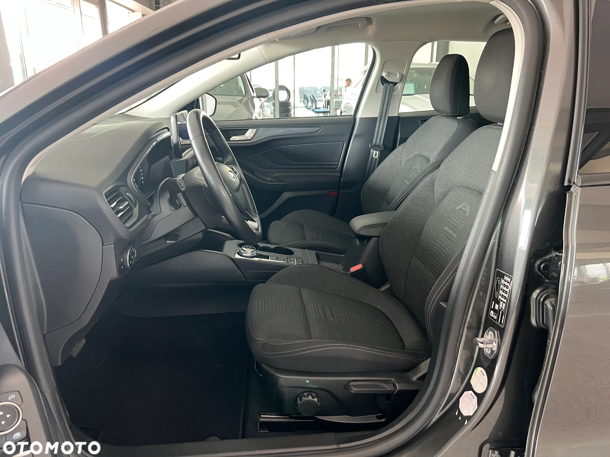Ford Focus 1.5 EcoBlue Active Business - 21