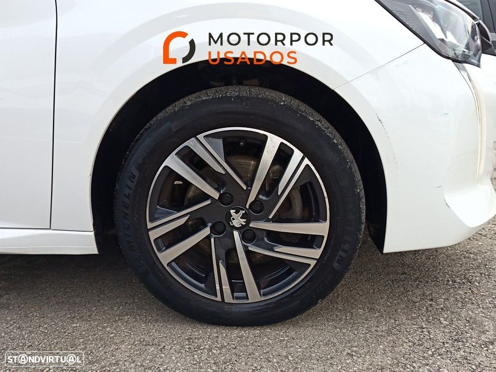 Peugeot 208 1.2 PureTech Allure EAT8 - 11