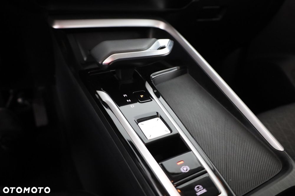 MG ZS 1.5 HEV+ Standard - 13