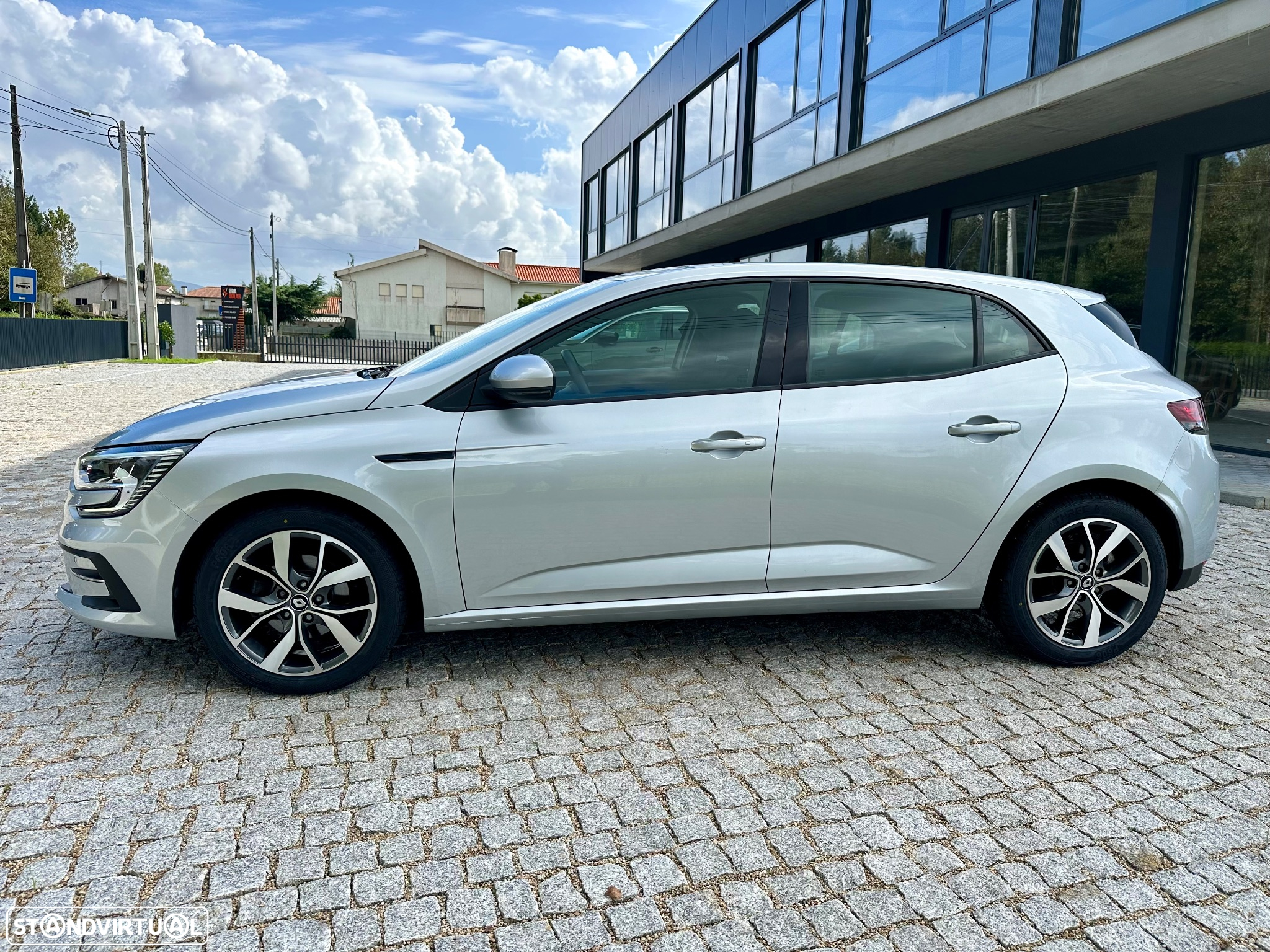 Renault Mégane 1.5 Blue dCi Limited - 3