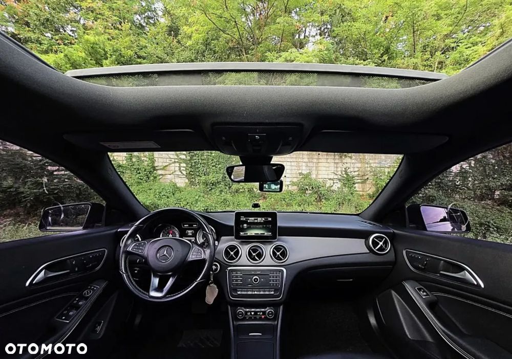 Mercedes-Benz CLA 2015