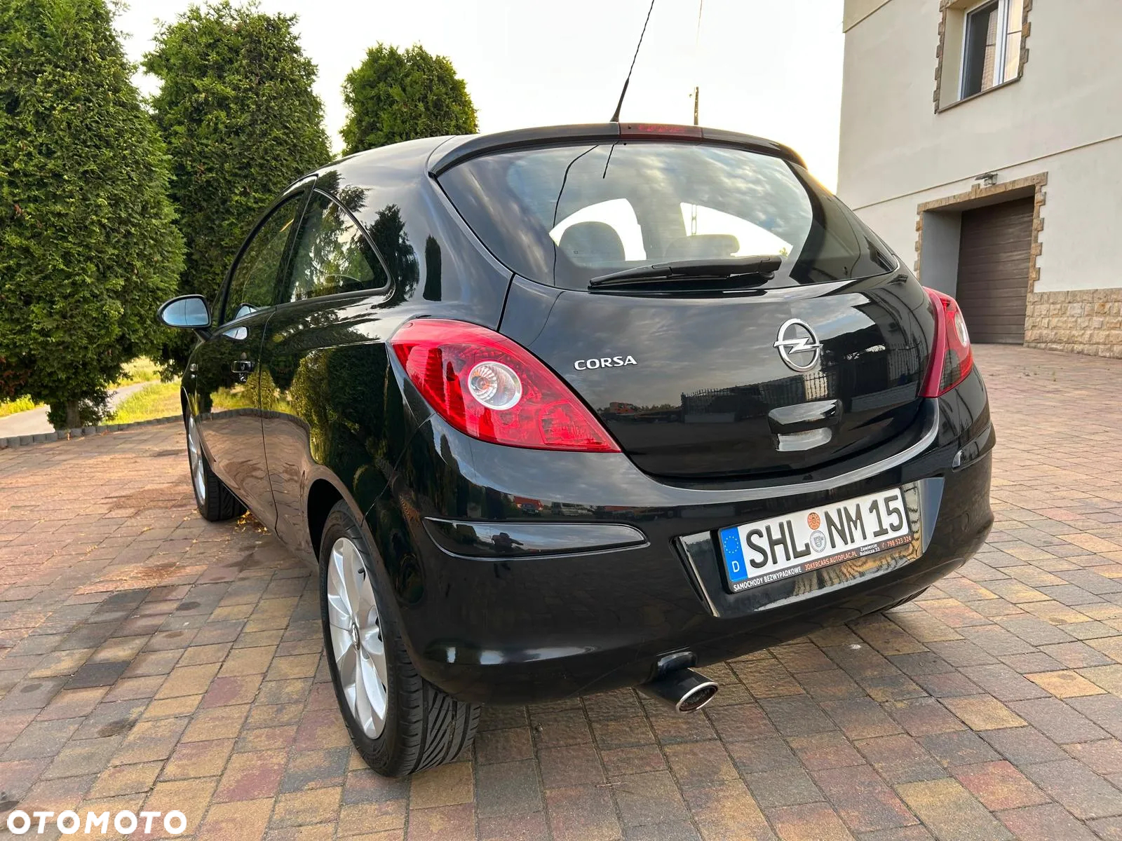 Opel Corsa 1.4 16V Active - 12