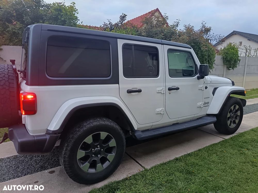 Jeep Wrangler Unlimited 3.6 Automatik Sahara - 3