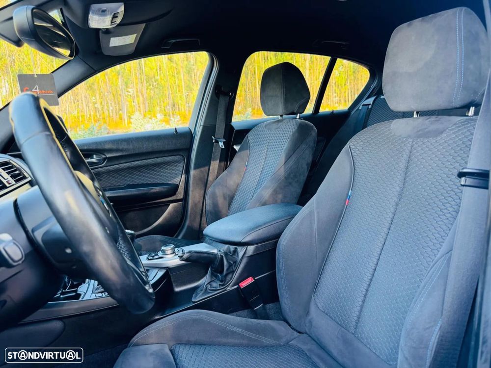 BMW 118 d Pack M - 17