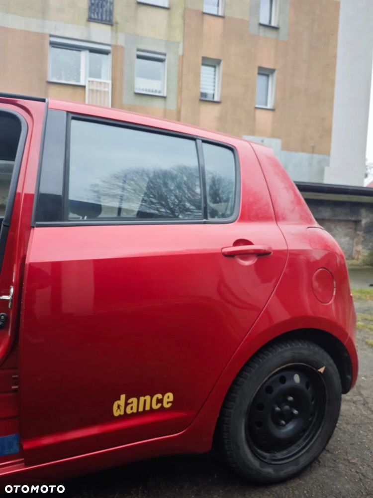 Suzuki Swift 1.3 Club dance - 4