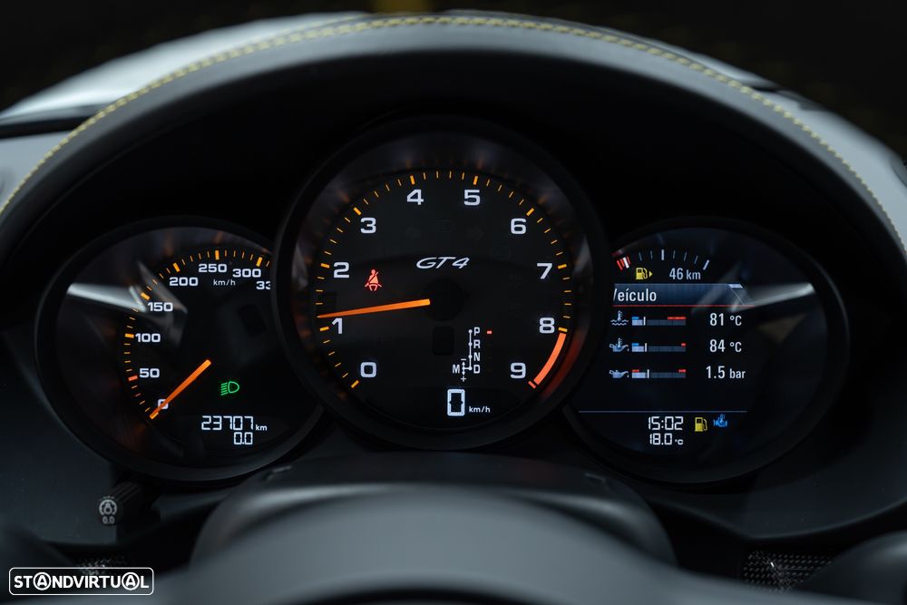 Porsche 718 Cayman GT4 PDK - 26