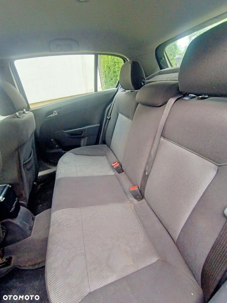 Opel Astra - 9