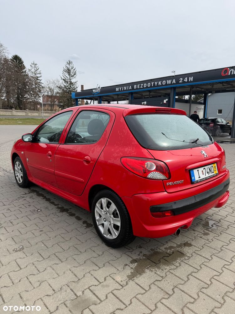 Peugeot 206 plus - 6
