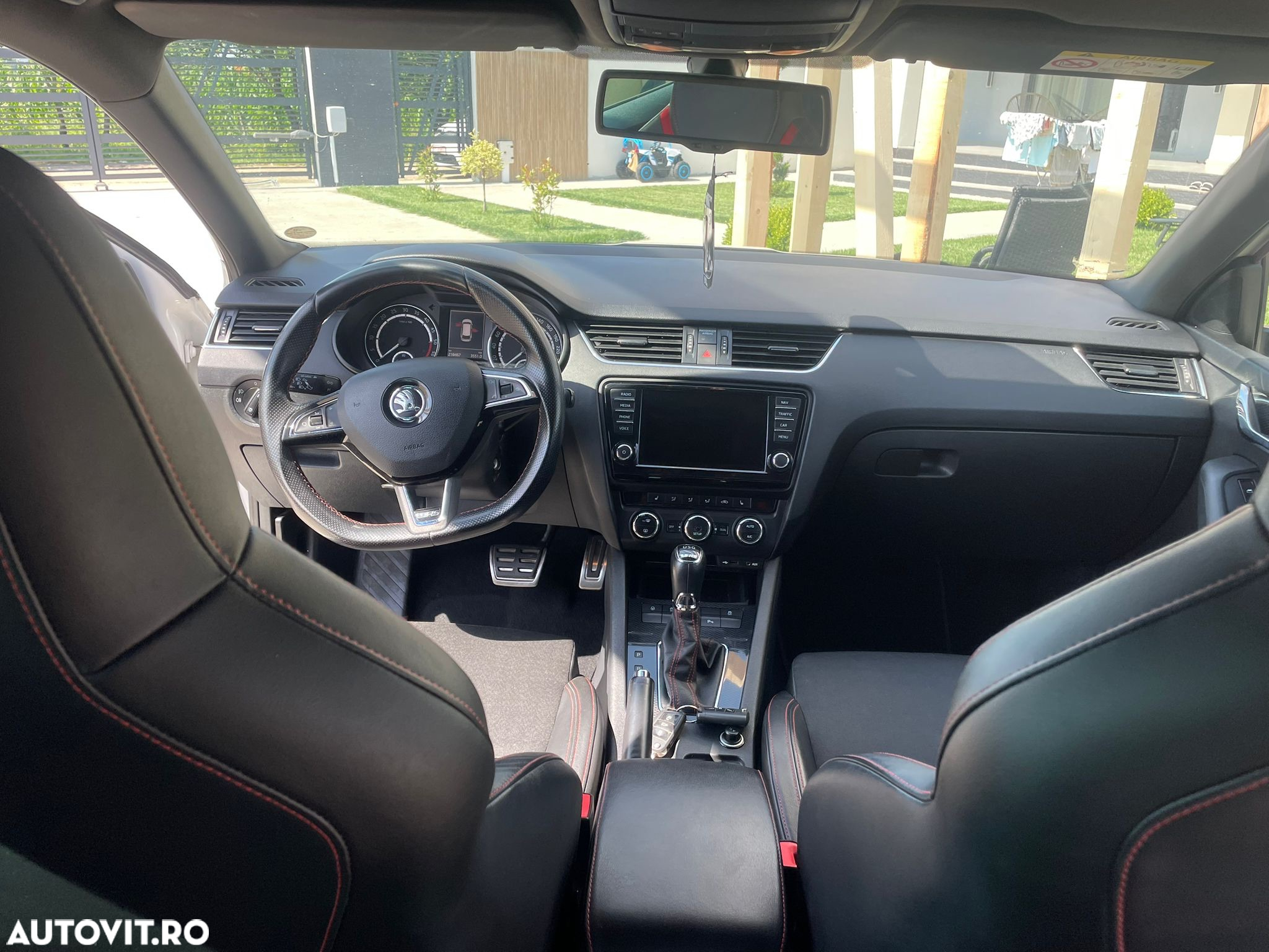Skoda Octavia 2.0 TDI (Green tec) DSG RS - 6