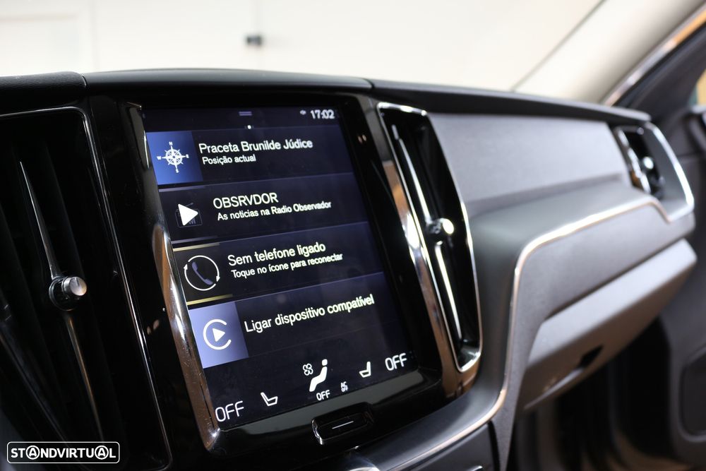 Volvo XC 40 2.0 D3 Momentum Plus - 17