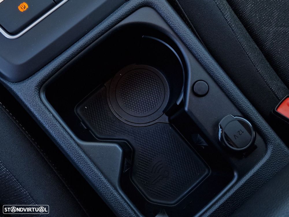 VW Golf 1.0 TSI Life - 27