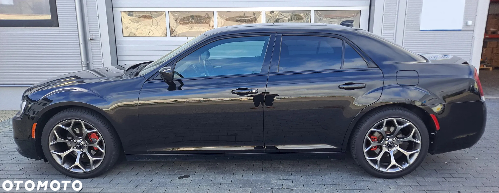 Chrysler 300s - 19