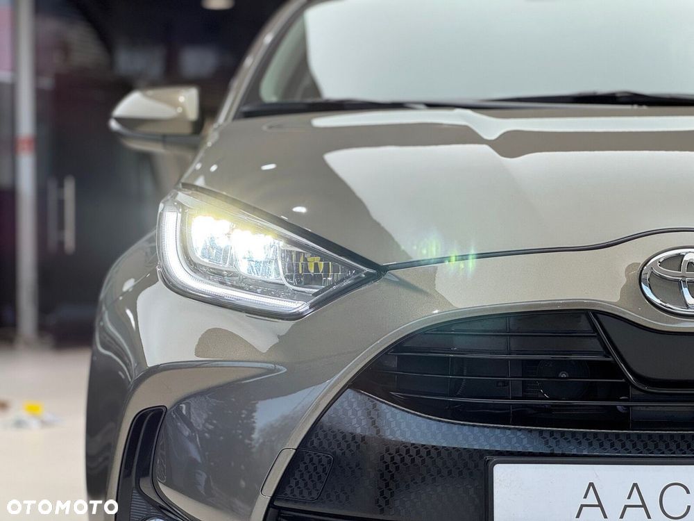 Toyota Yaris 1.5 Comfort - 40