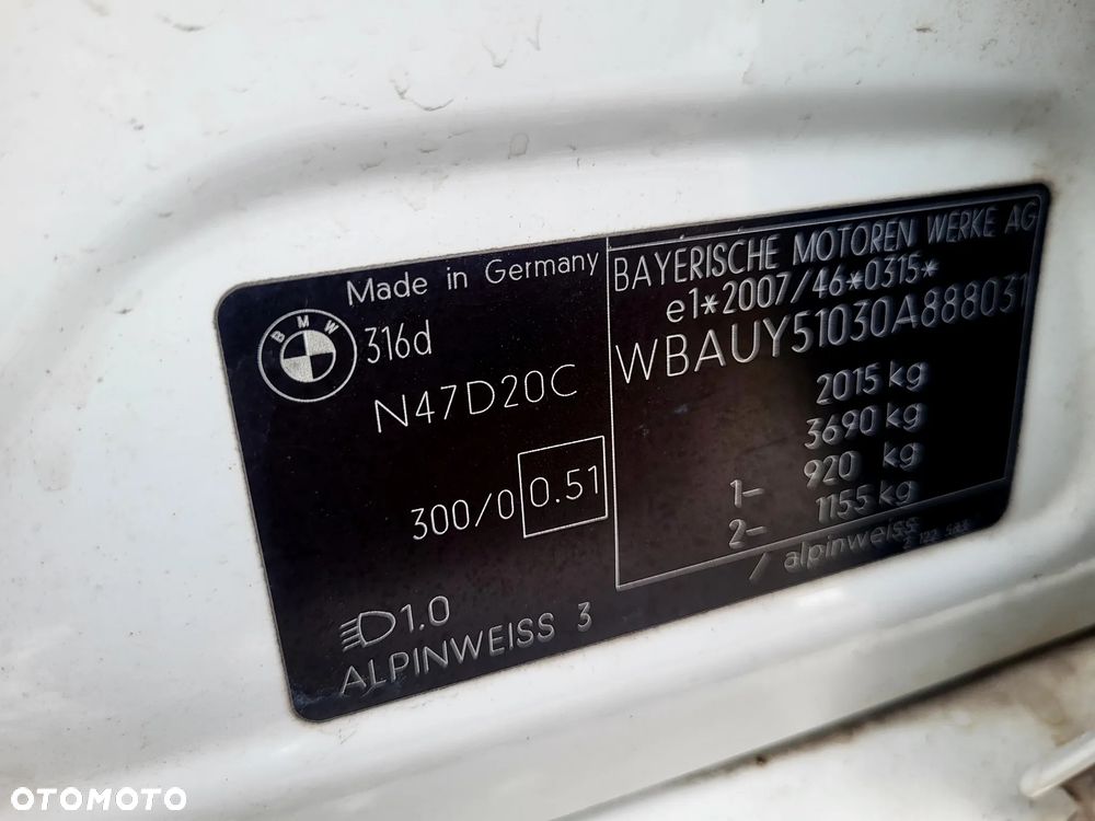 BMW Seria 3 - 16
