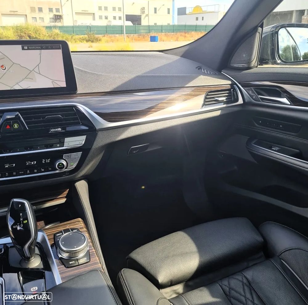 BMW 640 Gran Turismo d xDrive Pack M - 17