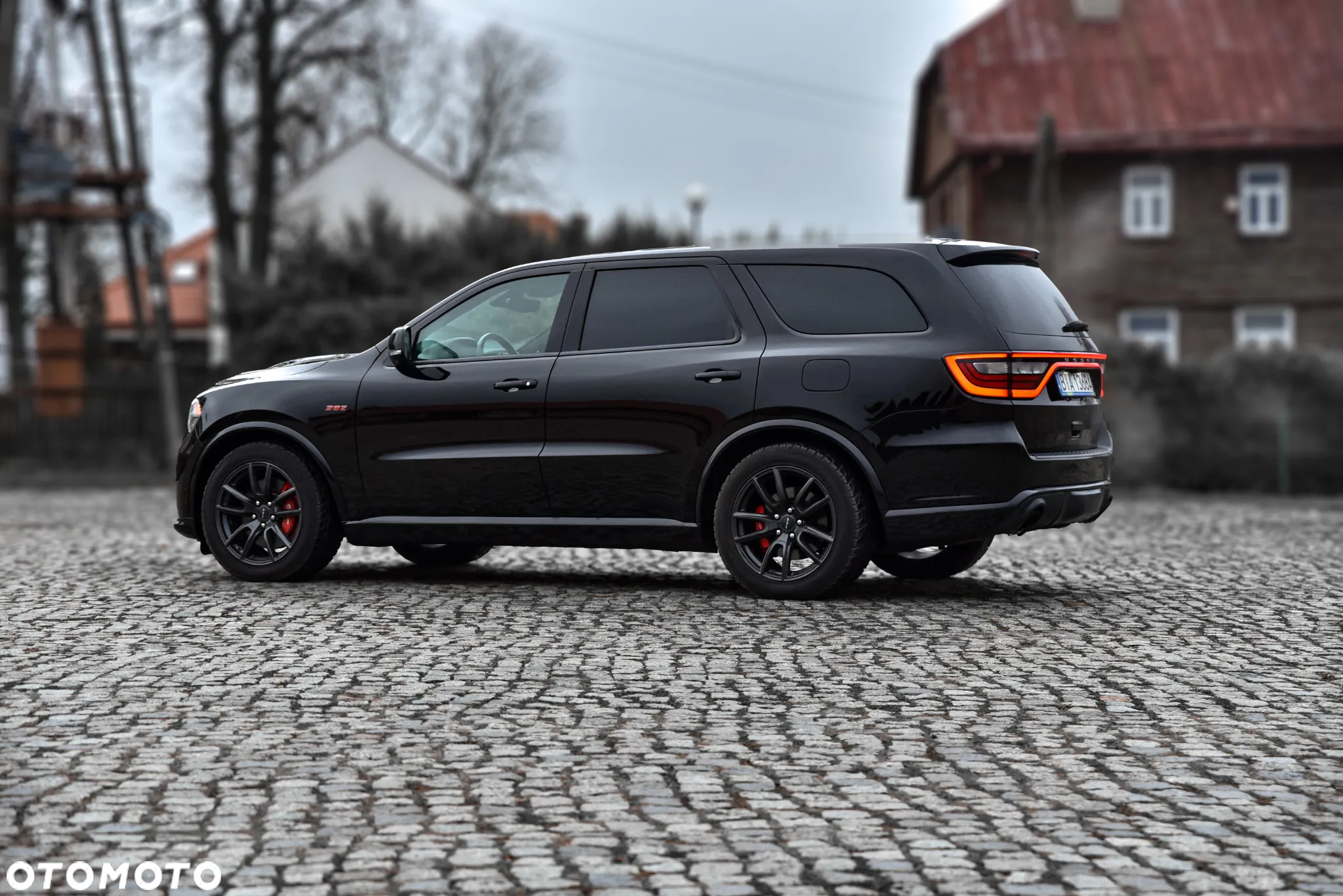 Dodge Durango 6.4 SRT - 11