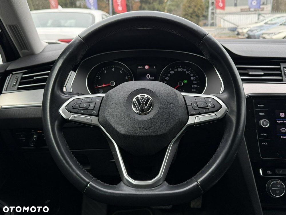 Volkswagen Passat 2.0 TSI Elegance DSG - 17