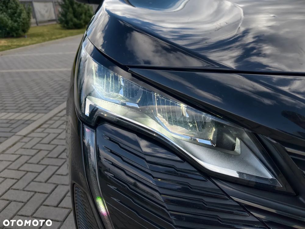 Peugeot 3008 1.5 BlueHDi Allure S&S EAT8 - 28