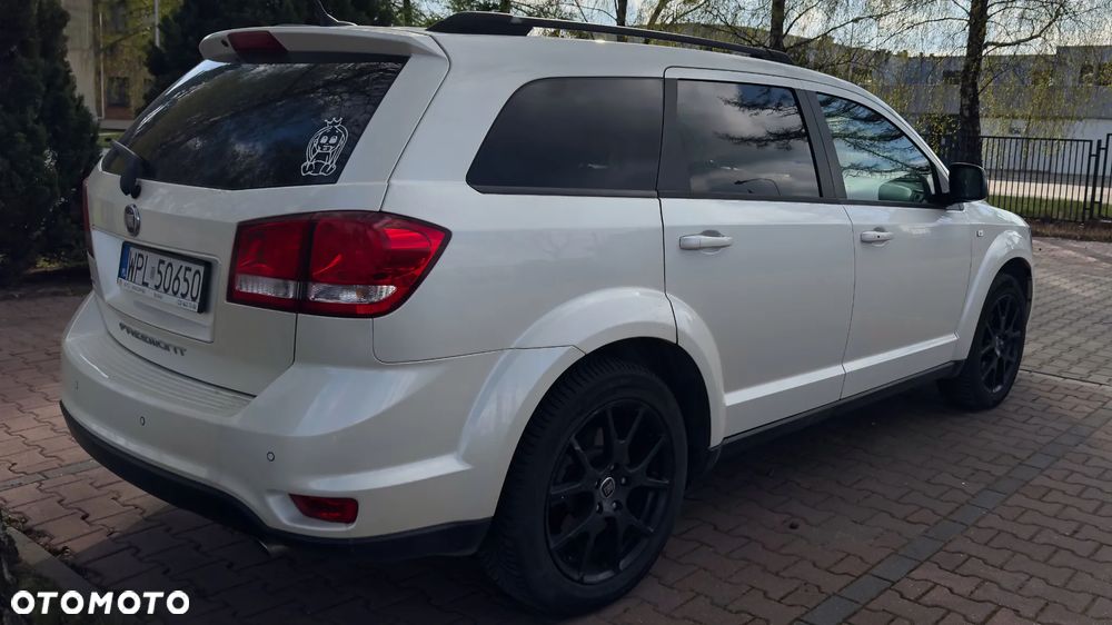 Fiat Freemont 2.0 Multijet Black Code AWD - 2