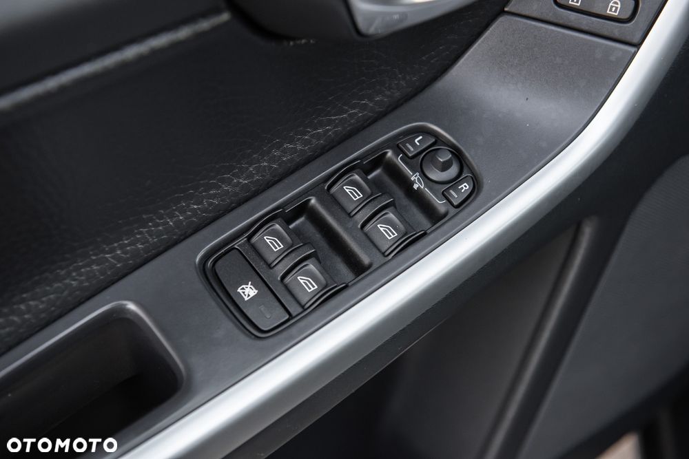 Volvo XC 60 - 21