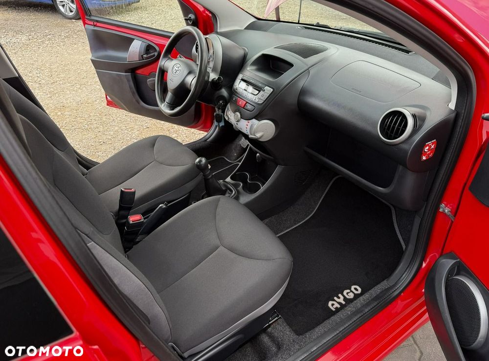 Toyota Aygo 1.0 VVT-i Terra A/C - 24