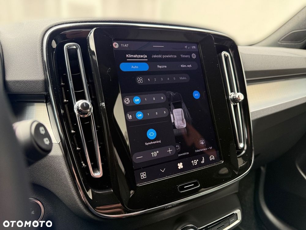 Volvo XC 40 - 22