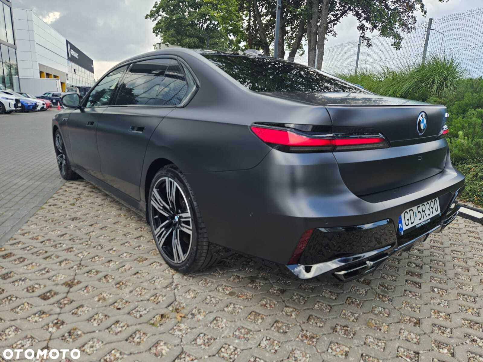 BMW Seria 7 - 5