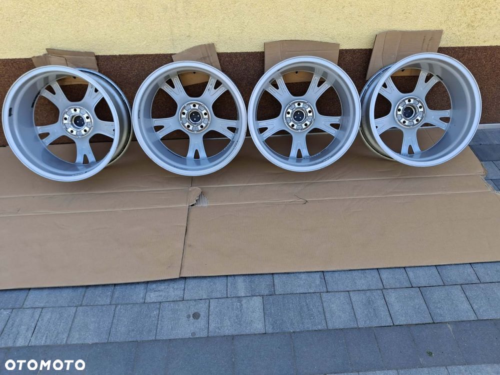 Komplet felg aluminiowych 18 cali Ford z oponami - 4