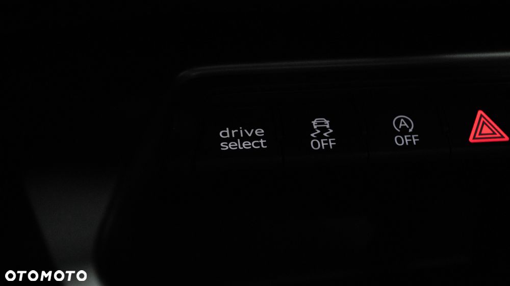 Audi A3 Limousine 35 TFSI mHEV S Line S tronic - 23