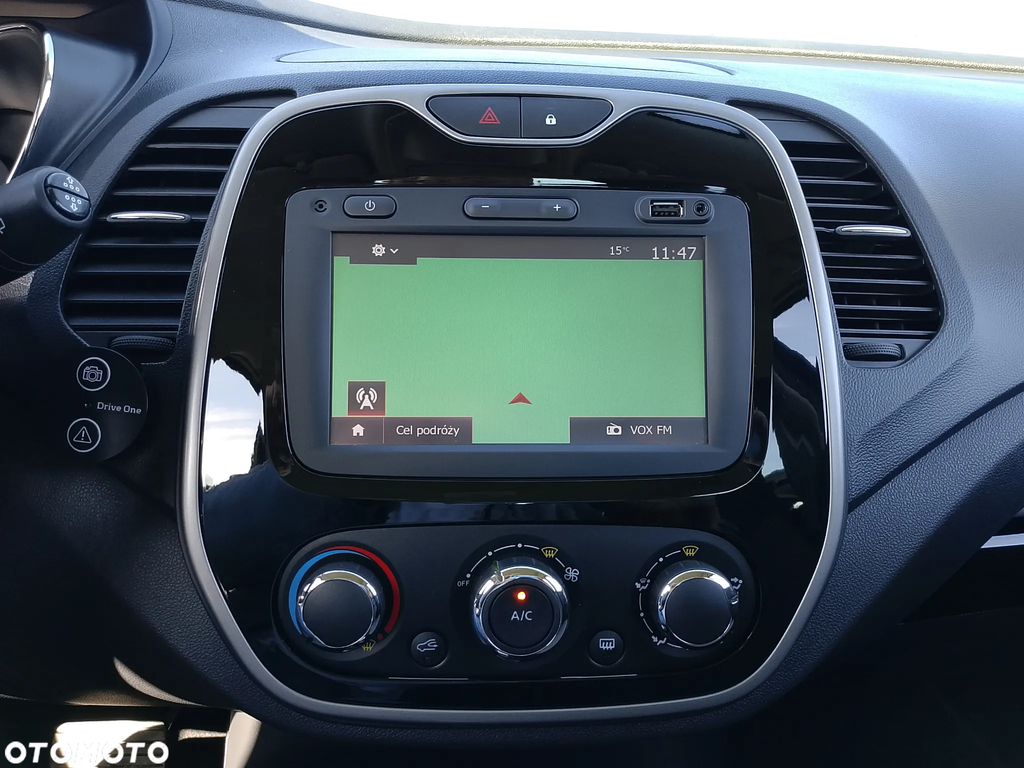 Renault Captur 1.2 Energy TCe Limited EDC - 22