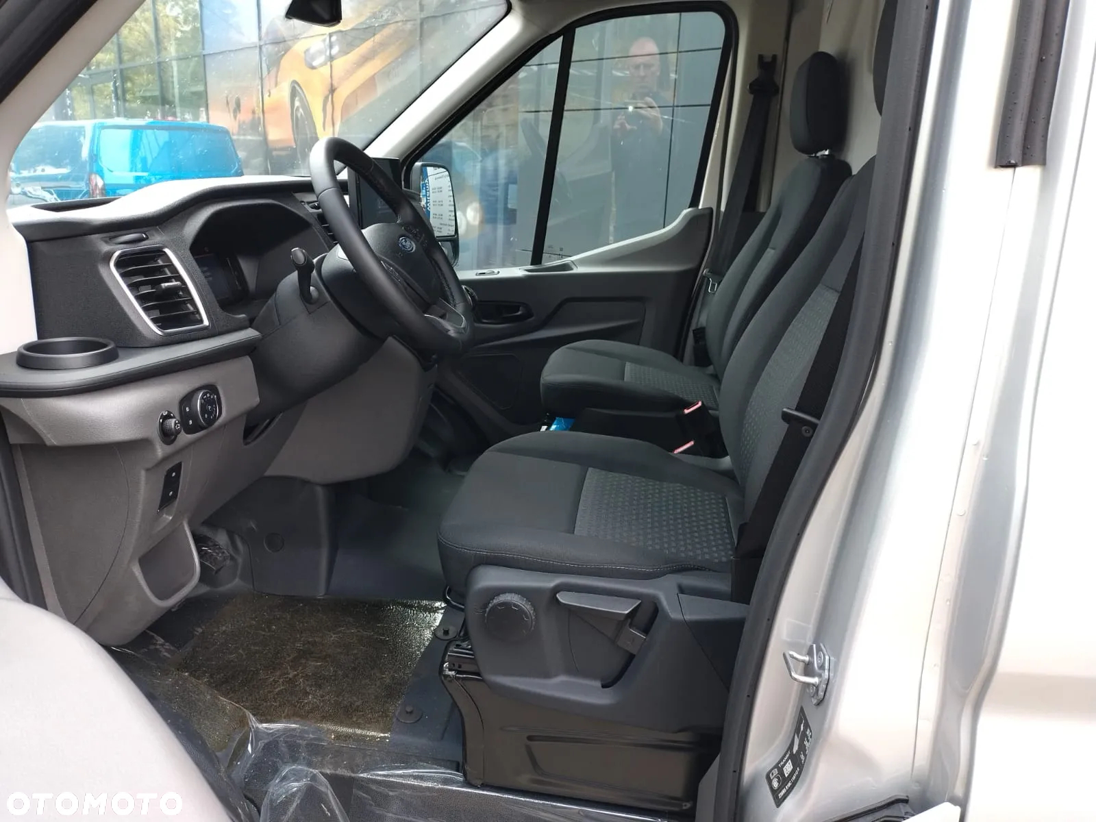 Ford TRANSIT VAN - 5