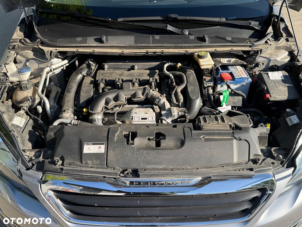 Peugeot 308 1.6 THP Active - 28