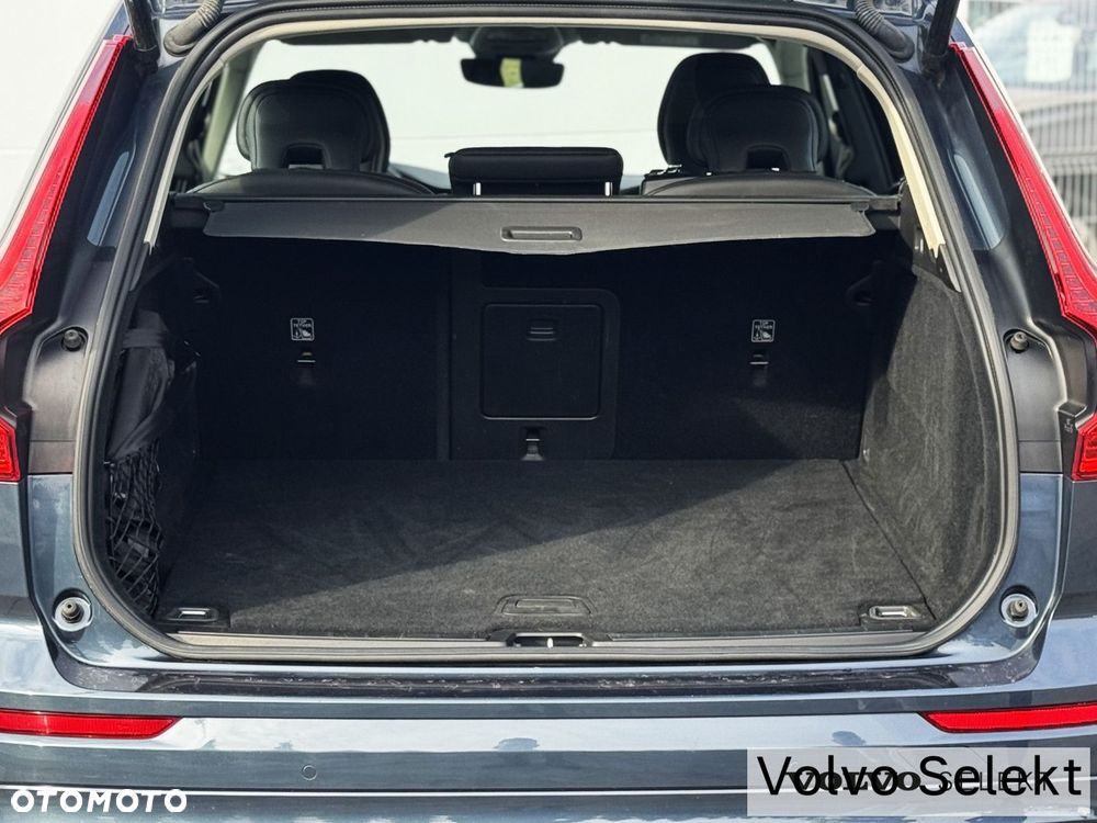 Volvo XC 60 - 32