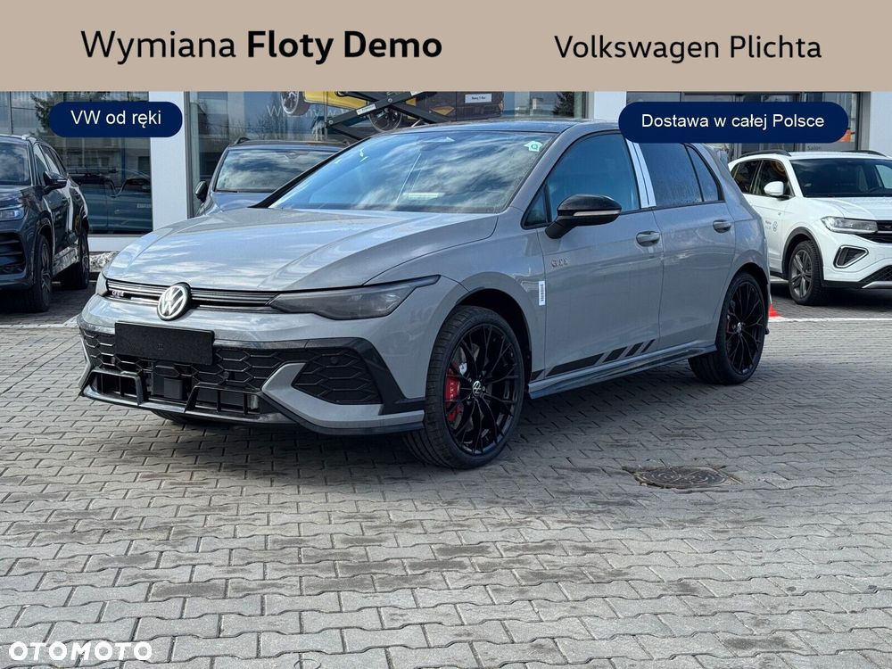 Volkswagen Golf - 2
